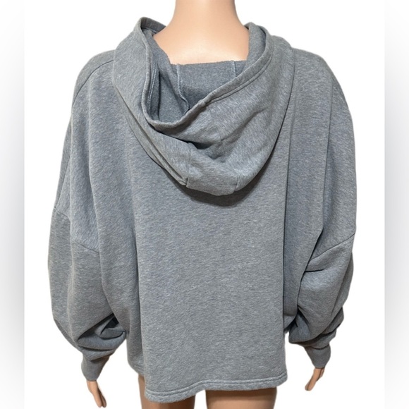 Under Armour Women’s Hoodie XL Gray Loose Fit Sweatshirt Fleece Logo Band - Picture 3 of 9